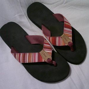 Womens L.L.Bean Thong sandals sz. 9m